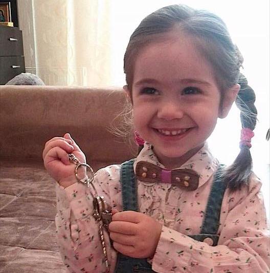Sukhishvili Ballet dancer who crafts handmade wooden bows geotv.ge
